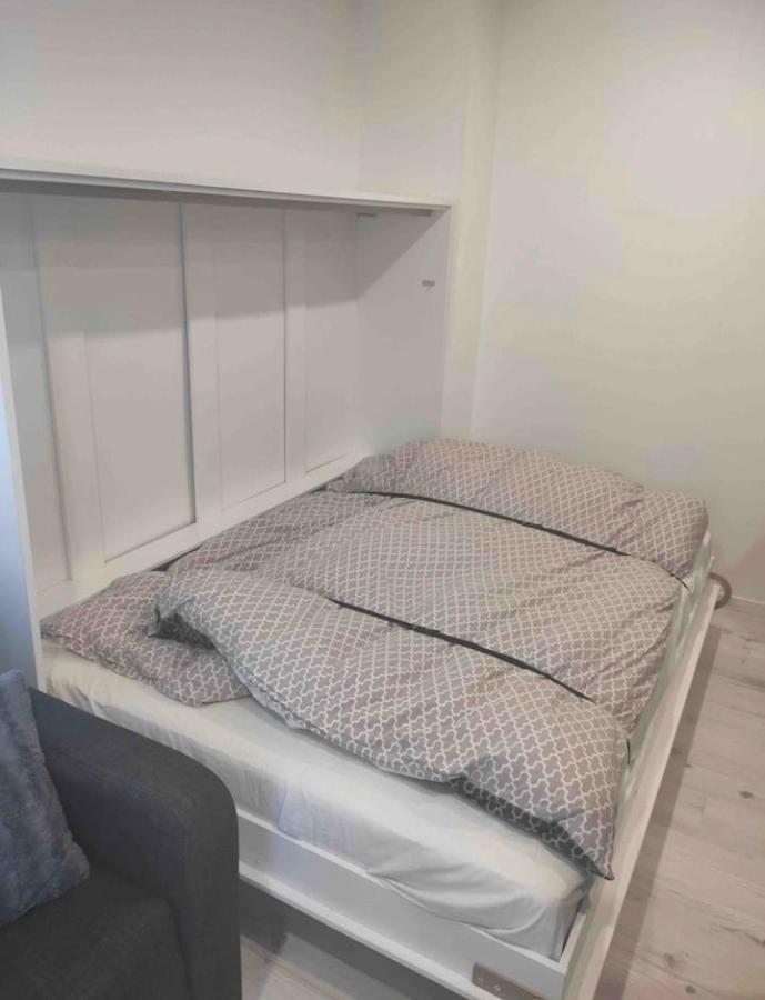 Upea Moderni Pieni Yksioe Rauhallisella Sijainnilla - Itsepalvelukirjautuminen - Self Check-In Vaasa Exterior foto